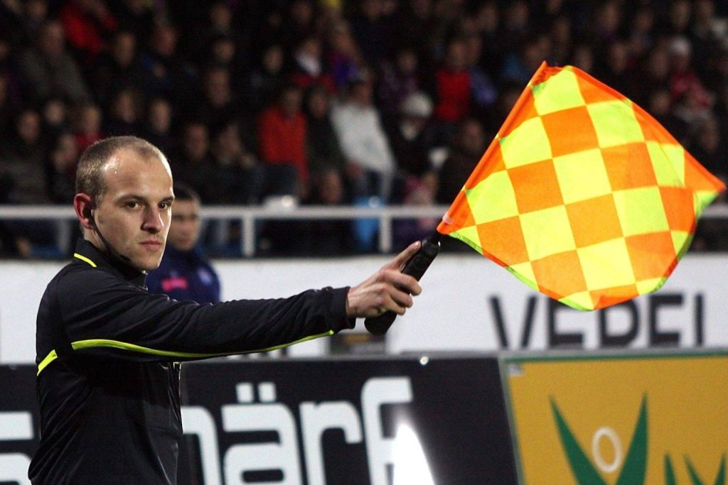 VAR decision delay problems